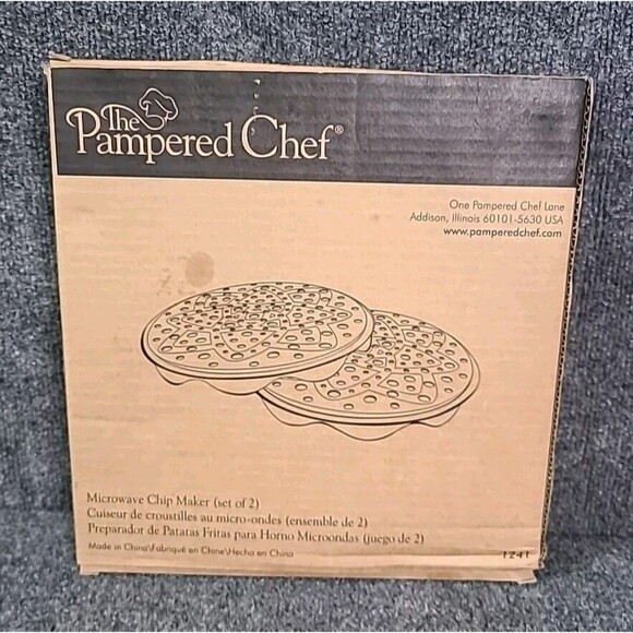 New In Box Pampered Chef Microwave Chip Maker Set Of 2 - Picture 2 of 3